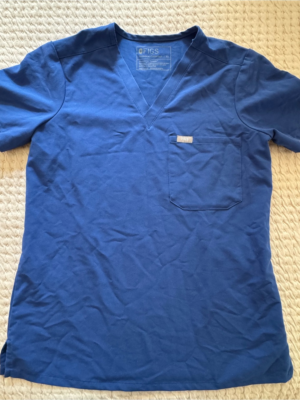 Figs Catarina scrub top